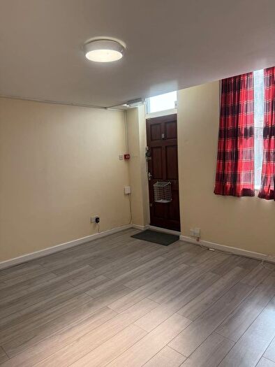 1 Bedroom Flat To Rent In Peveril Street, Nottingham, NG7