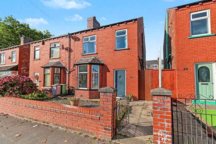 3 Bedroom Semi-Detached House For Sale In Grange Park Road, St. Helens, WA10