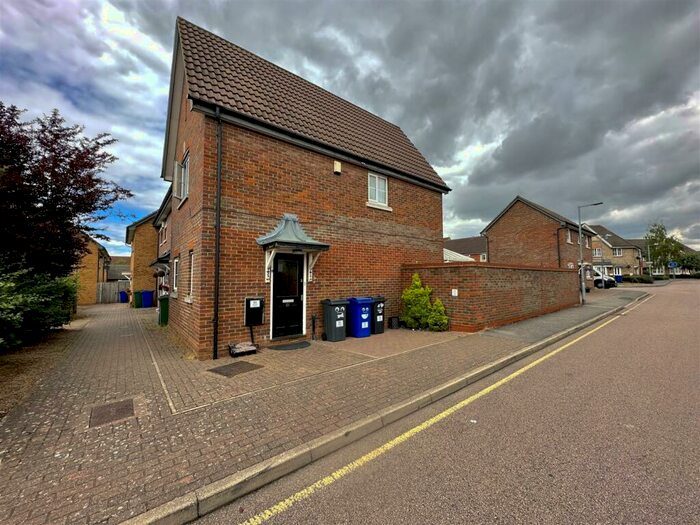 3 Bedroom House To Rent In Plymouth Road, Chafford Hundred, Grays, RM16