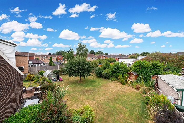 4 Bedroom Detached Bungalow For Sale In Wolsey Gardens, Sherburn In Elmet, Leeds, LS25