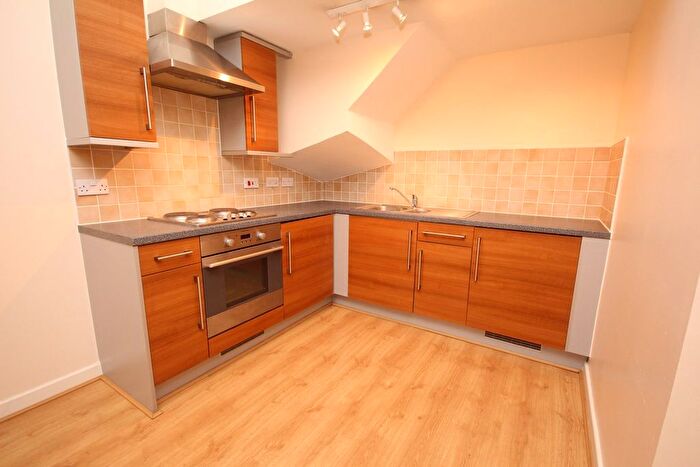 2 Bedroom Flat To Rent In Dunkerley Court, Birds Hill, Letchworth Garden City, SG6