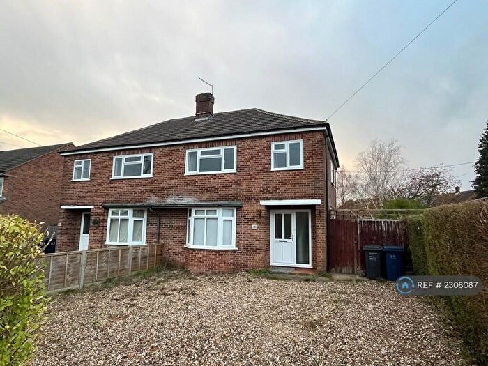 3 Bedroom Semi-Detached House To Rent In Hundred Acres Lane, Amersham, HP7