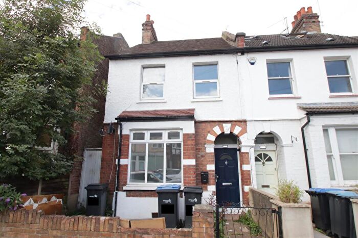 2 Bedroom End Of Terrace House To Rent In Percival Road, Enfield, EN1