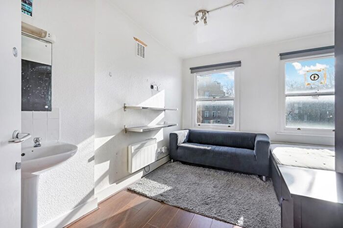 Studio To Rent In Crowndale Road, Camden Town, London, NW1