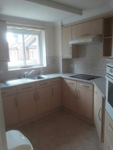 1 Bedroom Retirement Property To Rent In Oyster Lane, Byfleet, West Byfleet, KT14
