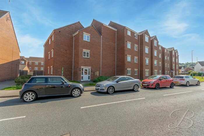 3 Bedroom Flat For Sale In Kings Walk, Mansfield, NG18