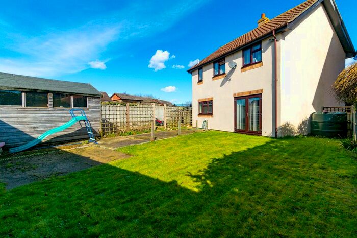 4 Bedroom Detached House For Sale In Ash Tree Close, Occold, Eye, IP23