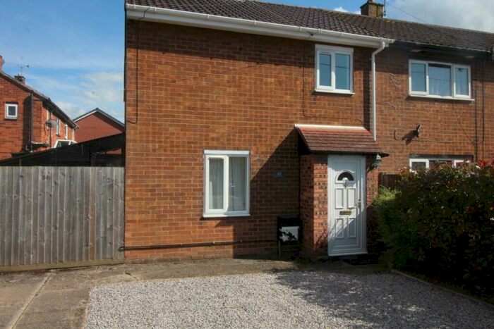 3 Bedroom End Of Terrace House To Rent In Weston Grove, Upton, Chester, Cheshire, CH2