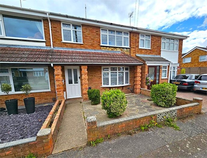 3 Bedroom Terraced House To Rent In Lincoln Way, Canvey Island, Canvey Island, Essex., SS8