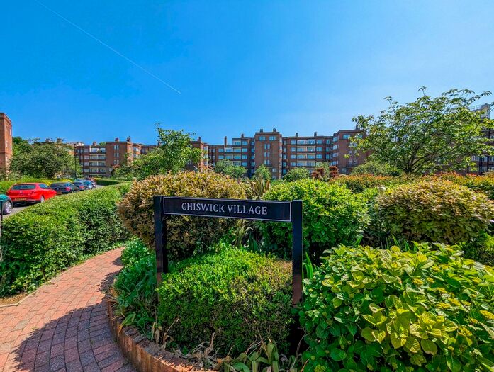 2 Bedroom Flat To Rent In Chiswick Village, London, W4