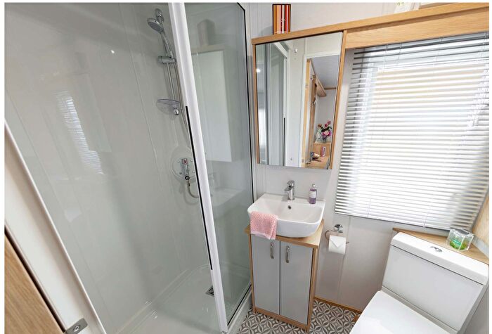2 Bedroom Caravan For Sale In Hornsea, East Riding Of Yorkshire, HU18