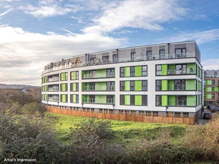 2 Bedroom Flat For Sale In Harbour Crescent, Portishead, Bristol, Somerset, BS20