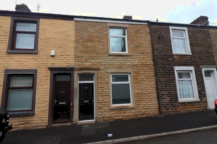 3 Bedroom Terraced House To Rent In Olive Lane, Darwen, BB3
