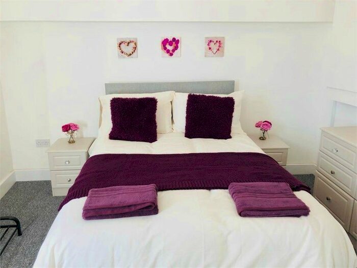 1 Bedroom Flat To Rent In The Triangle, Bournemouth, BH2