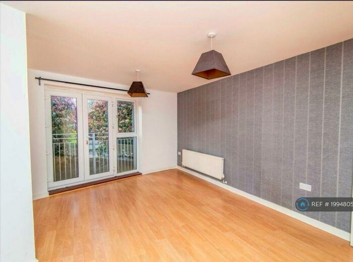 1 Bedroom Flat To Rent In Wallington, London, SM6
