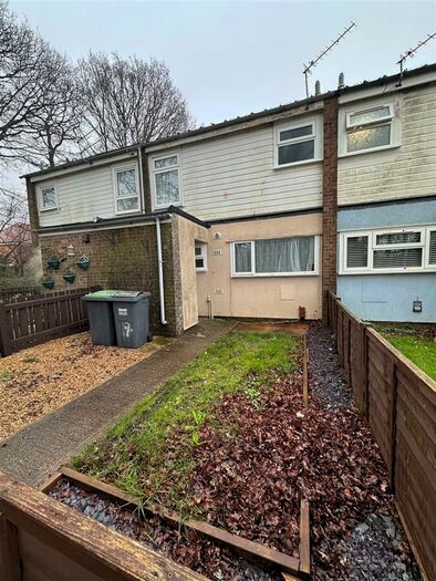 3 Bedroom Terraced House To Rent In Linnet Close, Waterlooville, PO8