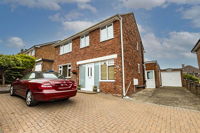 3 Bedroom Detached House For Sale In Lansdowne Avenue, Newbold, Chesterfield, S41