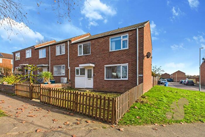 3 Bedroom End Of Terrace House For Sale In Cherrytree Road, Great Cornard, CO10