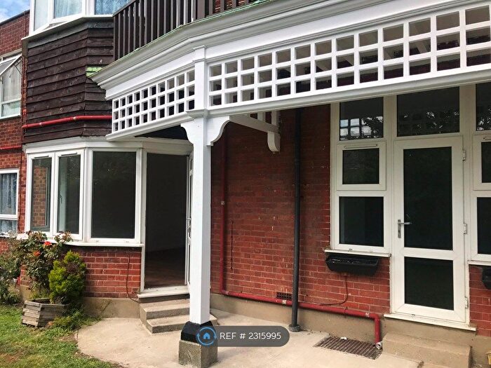 2 Bedroom Flat To Rent In Lister House, Margate, CT9