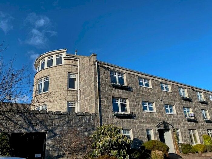 2 Bedroom Flat To Rent In Queens Avenue, West End, Aberdeen, AB15