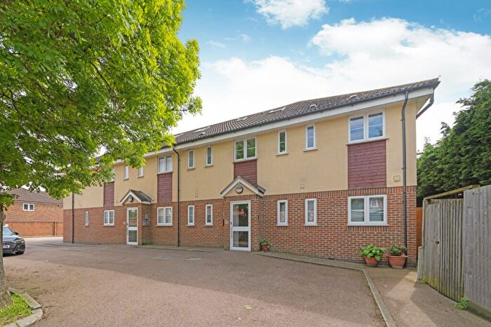 1 Bedroom Apartment For Sale In Westerham Drive, Sidcup, Kent, DA15
