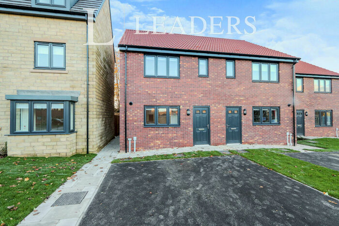 3 Bedroom Semi-Detached House To Rent In Limestone Avenue, Clay Cross, S45