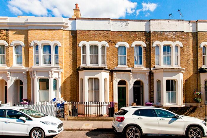 5 Bedroom Terraced House To Rent In Antill Road, London, E3