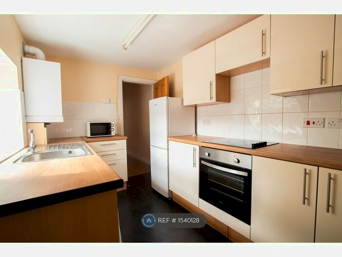 5 Bedroom Terraced House To Rent In Berkeley Road, Southampton, SO15