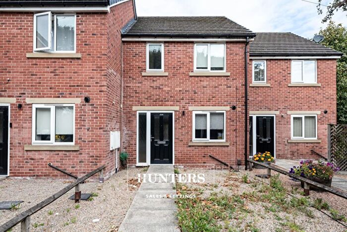 3 Bedroom Property To Rent In Castleford Road, Normanton, WF6