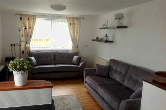 1 Bedroom Flat To Rent In Citadel Road, Plymouth, PL1
