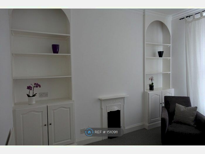 1 Bedroom Flat To Rent In Westmoreland Terrace, London, SW1V