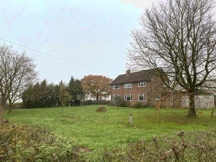 3 Bedroom Detached House To Rent In Cotwalton Road, Stone, ST15