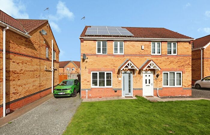 3 Bedroom Semi Detached House For Sale In Celandine Way, Shildon, DL4