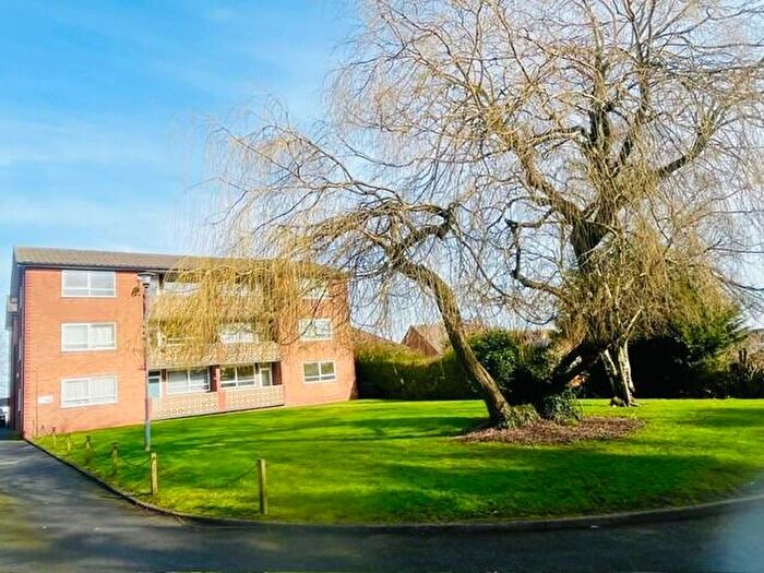 2 Bedroom Apartment To Rent In Matthew Court, Hawthorn Road, B44