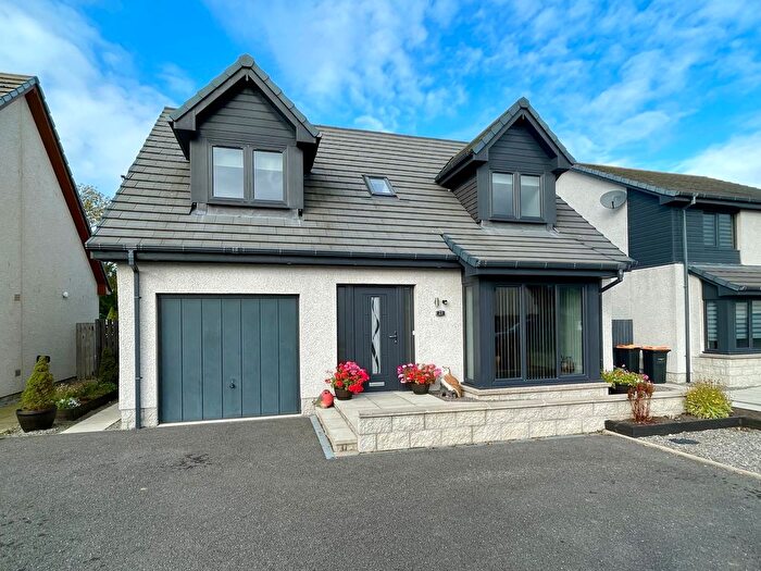 3 Bedroom Detached House For Sale In Parkside Crescent, Stuartfield, AB42