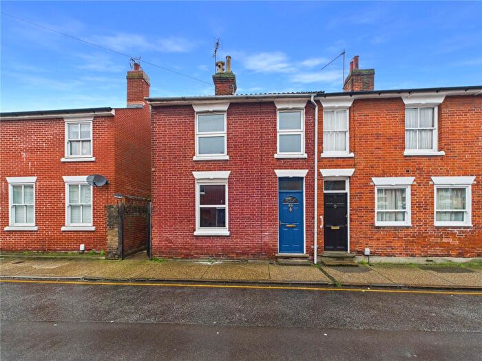 3 Bedroom Semi Detached House To Rent In Causton Road, Colchester, Essex, CO1