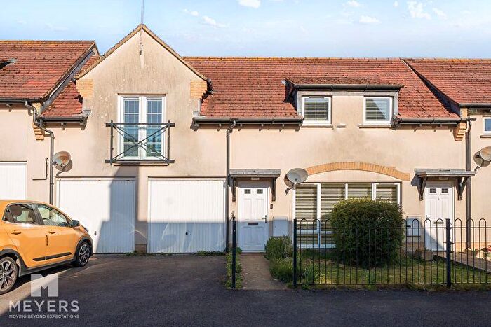 2 Bedroom Apartment For Sale In Cowslip Close, Wool, BH20