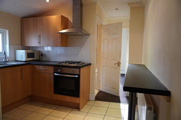 2 Bedroom Flat To Rent In Lister Road, London, E11