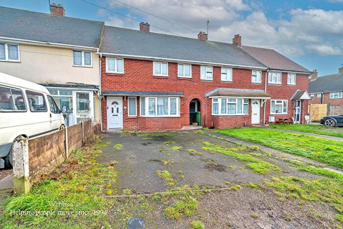 3 Bedroom Terraced House For Sale In Cresswell Crescent, Walsall, WS3