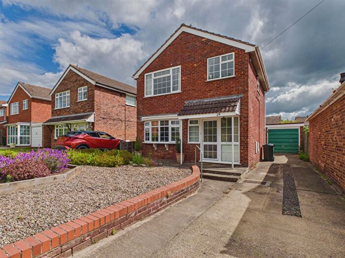 3 Bedroom Detached House For Sale In Gardens Walk, Upton-Upon-Severn, Worcester, WR8