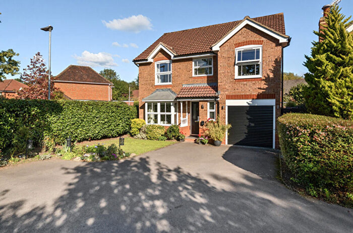 4 Bedroom Detached House For Sale In Jigs Lane South, Warfield, RG42