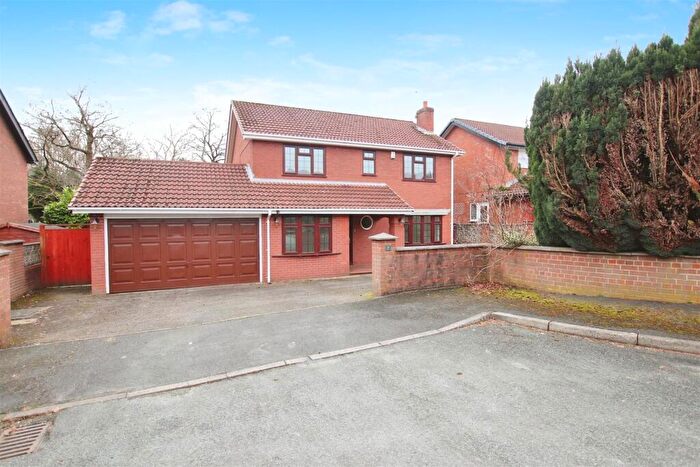 4 Bedroom Detached House For Sale In Castel Close, Seabridge, Newcastle, ST5
