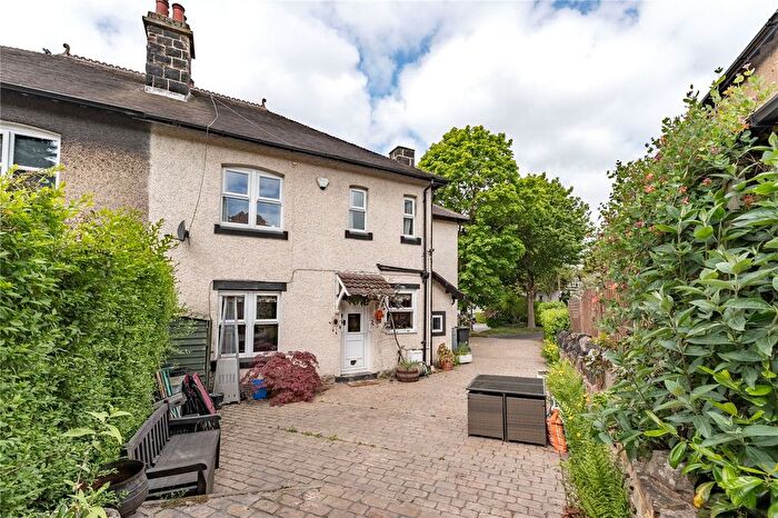 4 Bedroom Semi-detached House For Sale In Rufford Avenue, Yeadon, Leeds, West Yorkshire, LS19