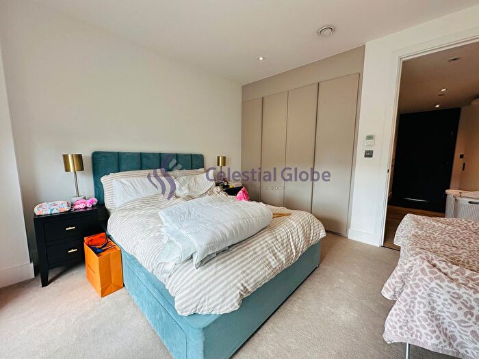 1 Bedroom Flat To Rent In Exchange Gardens, London, SW8