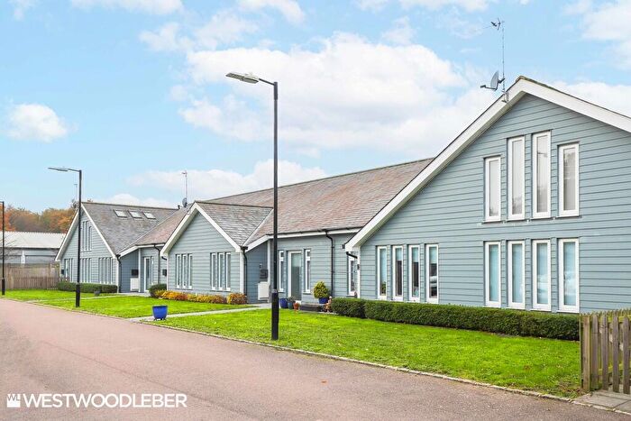 1 Bedroom Barn Conversion To Rent In Mangrove Lane, Hertford, SG13