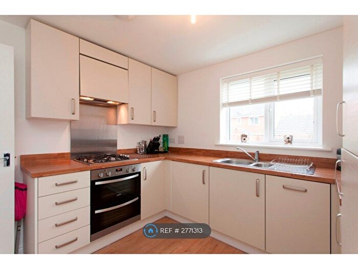 3 Bedroom Detached House To Rent In Kerry Close, Mansfield, NG21