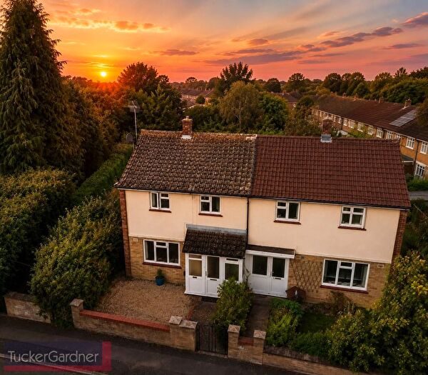3 Bedroom Property To Rent In Campkin Road, Cambridge, CB4