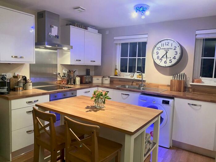 2 Bedroom Apartment To Rent In Eden Walk, Bingham, Nottingham, NG13