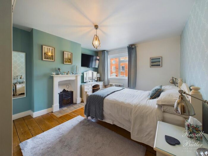 2 Bedroom End Of Terrace House For Sale In The Barracks Main Street, Gawcott, MK18