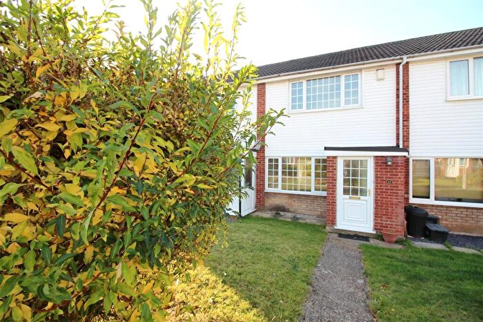 2 Bedroom Terraced House To Rent In Gumping Road, Orpington, Kent, BR5